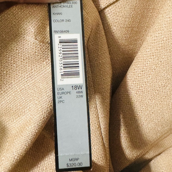 TAHARI ARTHUR S.LEVINE  2 piece Women’s pants suit Size 18W color Khaki … - Picture 6 of 6